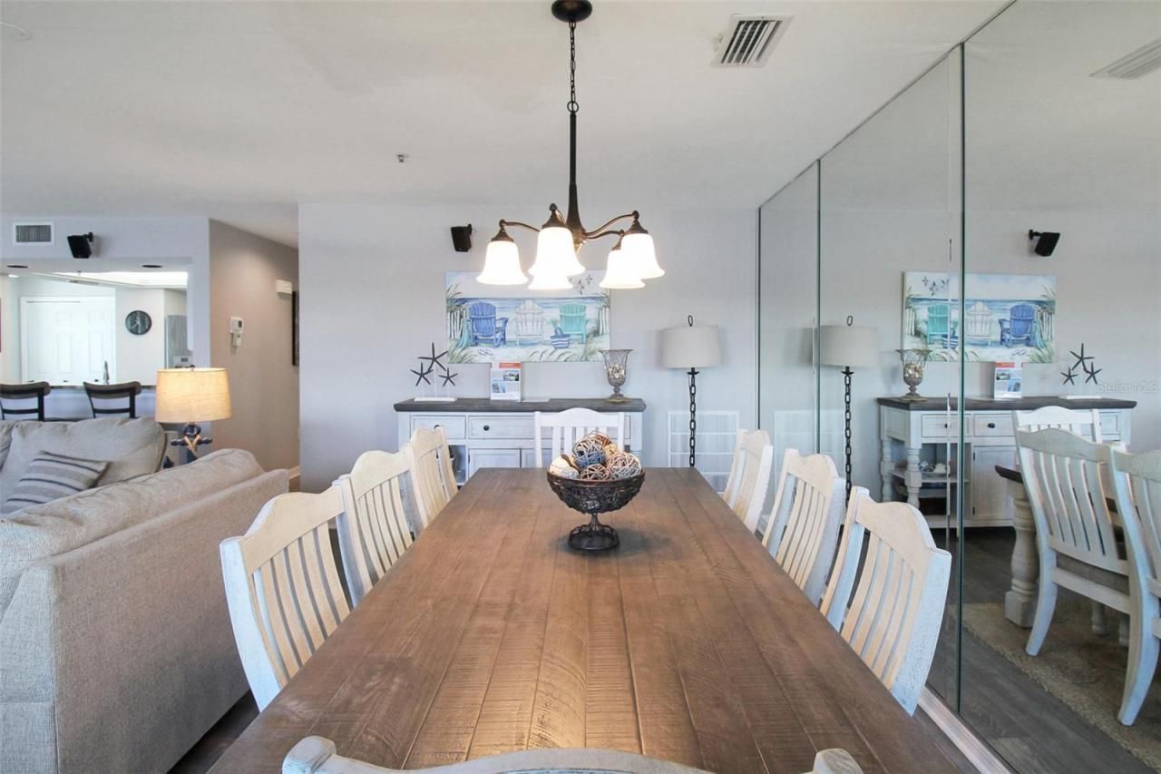1389 Siesta Bayside Drive, Unit 1389-F, Sarasota, FL 34242 Photo