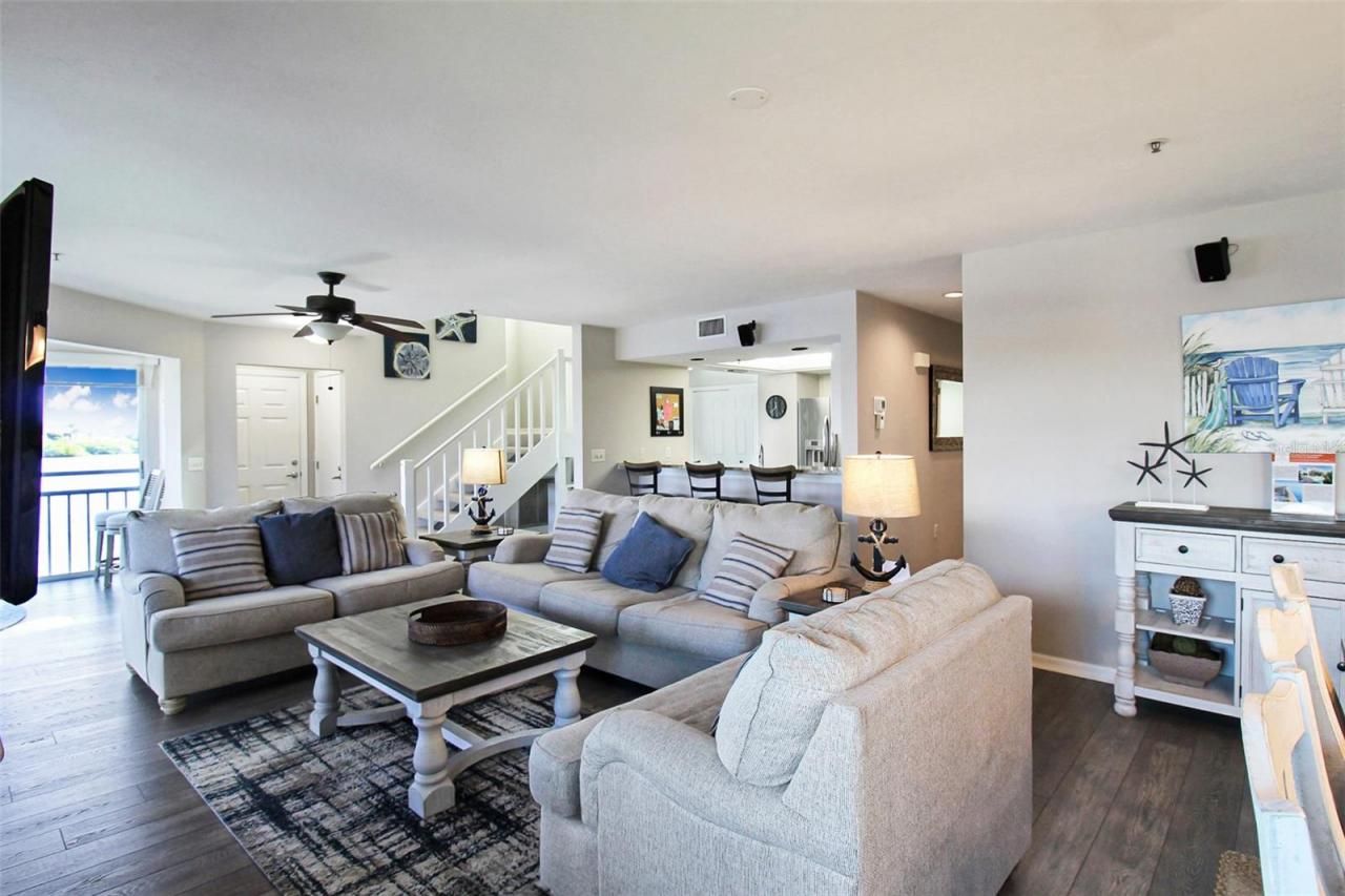 1389 Siesta Bayside Drive, Unit 1389-F, Sarasota, FL 34242 Photo