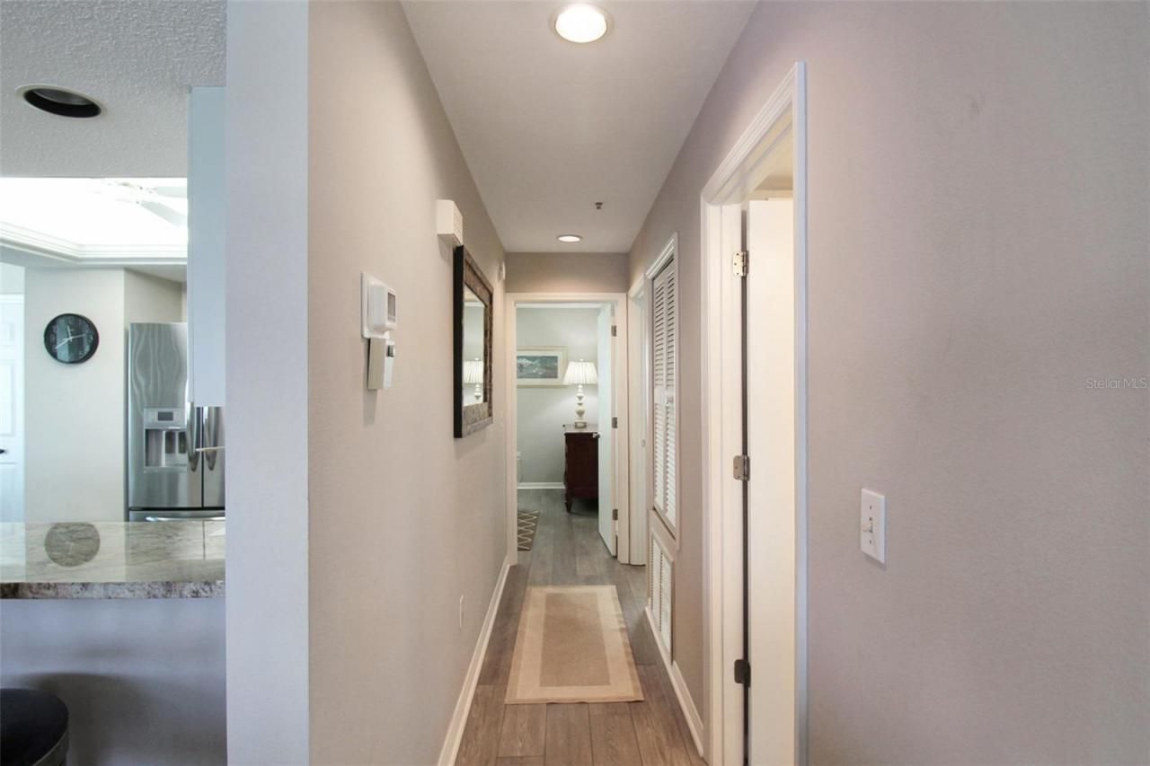 1389 Siesta Bayside Drive, Unit 1389-F, Sarasota, FL 34242 Photo