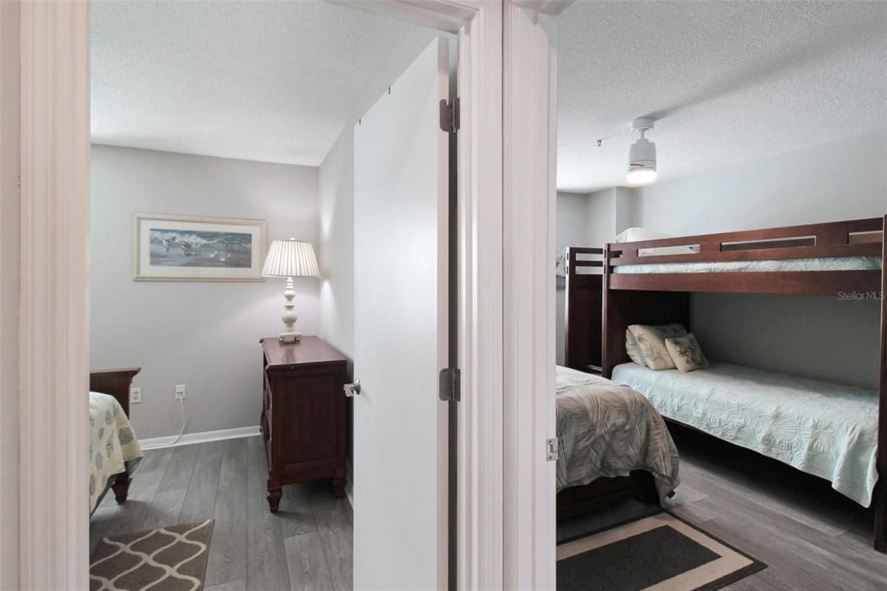 1389 Siesta Bayside Drive, Unit 1389-F, Sarasota, FL 34242 Photo