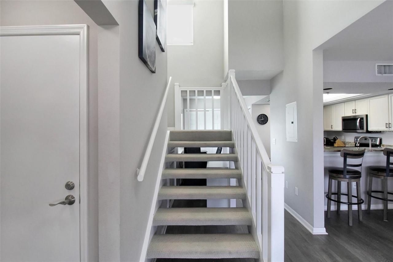 1389 Siesta Bayside Drive, Unit 1389-F, Sarasota, FL 34242 Photo