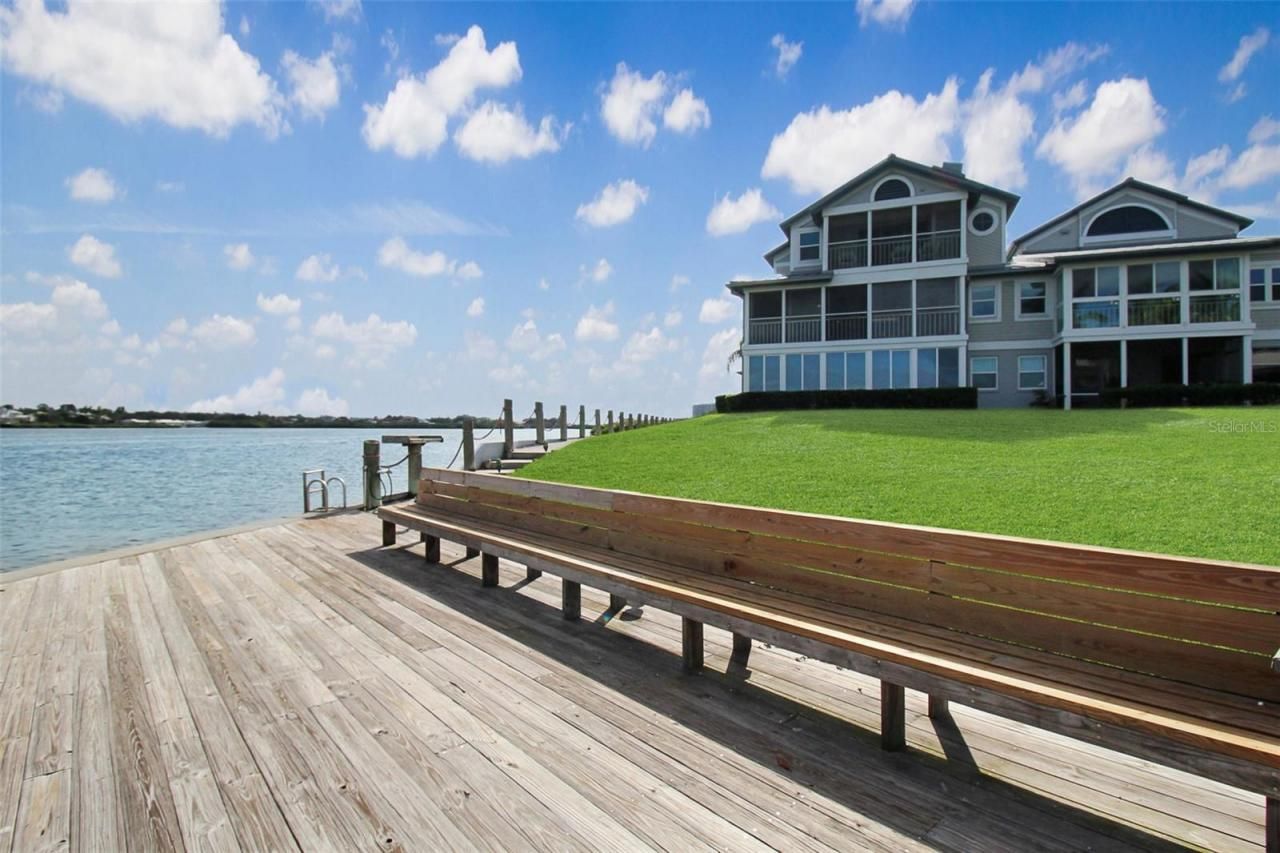 1389 Siesta Bayside Drive, Unit 1389-F, Sarasota, FL 34242 Photo
