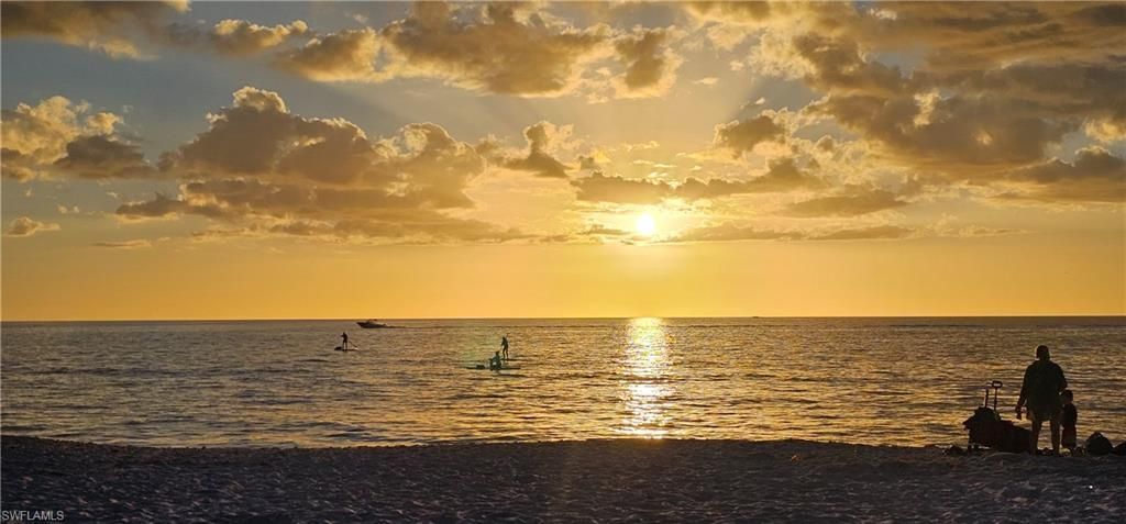 300 Mooring Line Dr, Naples, FL 34102 Photo