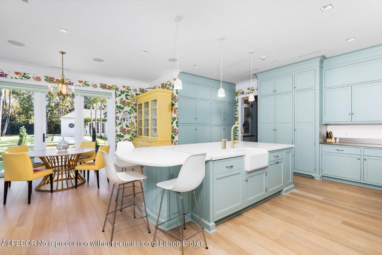 710 S County Road, Palm Beach, FL 33480 Photo