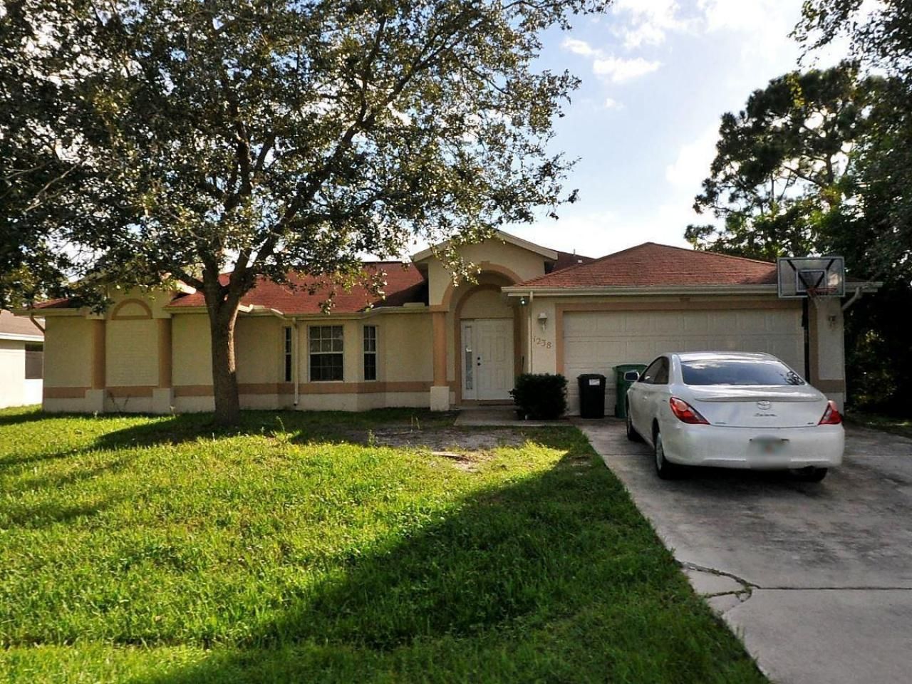 1238 SW Albenga Avenue, Port Saint Lucie, FL 34953 Photo