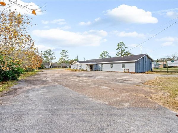 14250 Wintzell Avenue S, Bayou La Batre, AL 36509