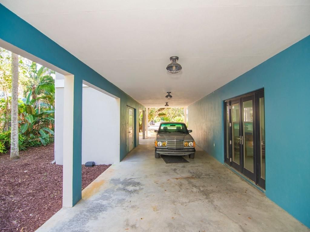 9415 Periwinkle Drive, Vero Beach, FL 32963 Photo