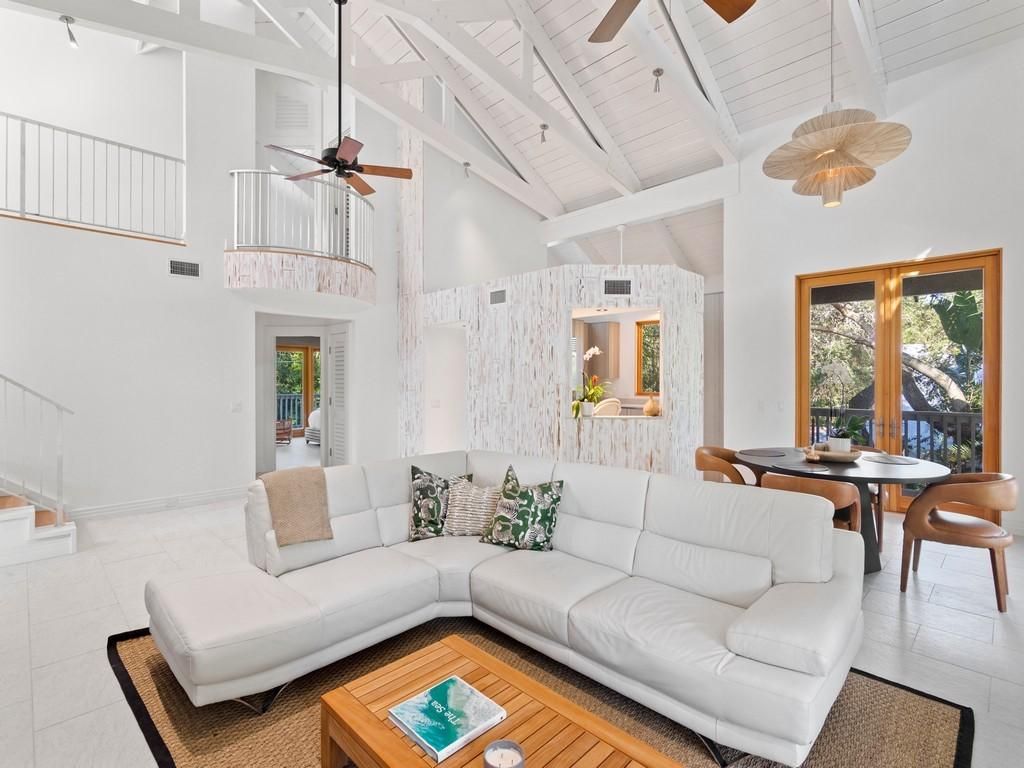 9415 Periwinkle Drive, Vero Beach, FL 32963 Photo