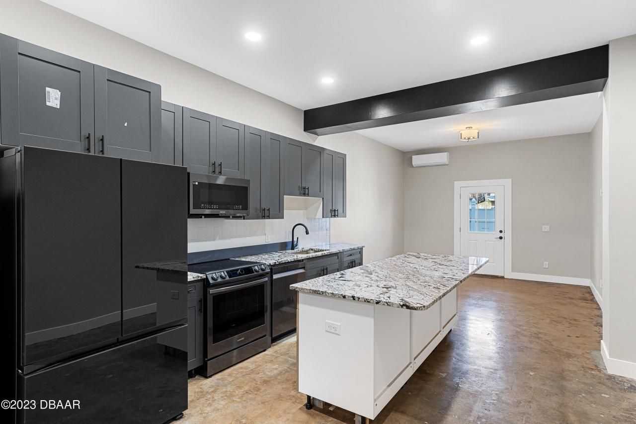 337 Rutledge Avenue, South Daytona, FL 32119 Photo