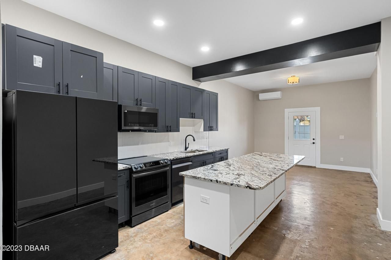 337 Rutledge Avenue, South Daytona, FL 32119 Photo