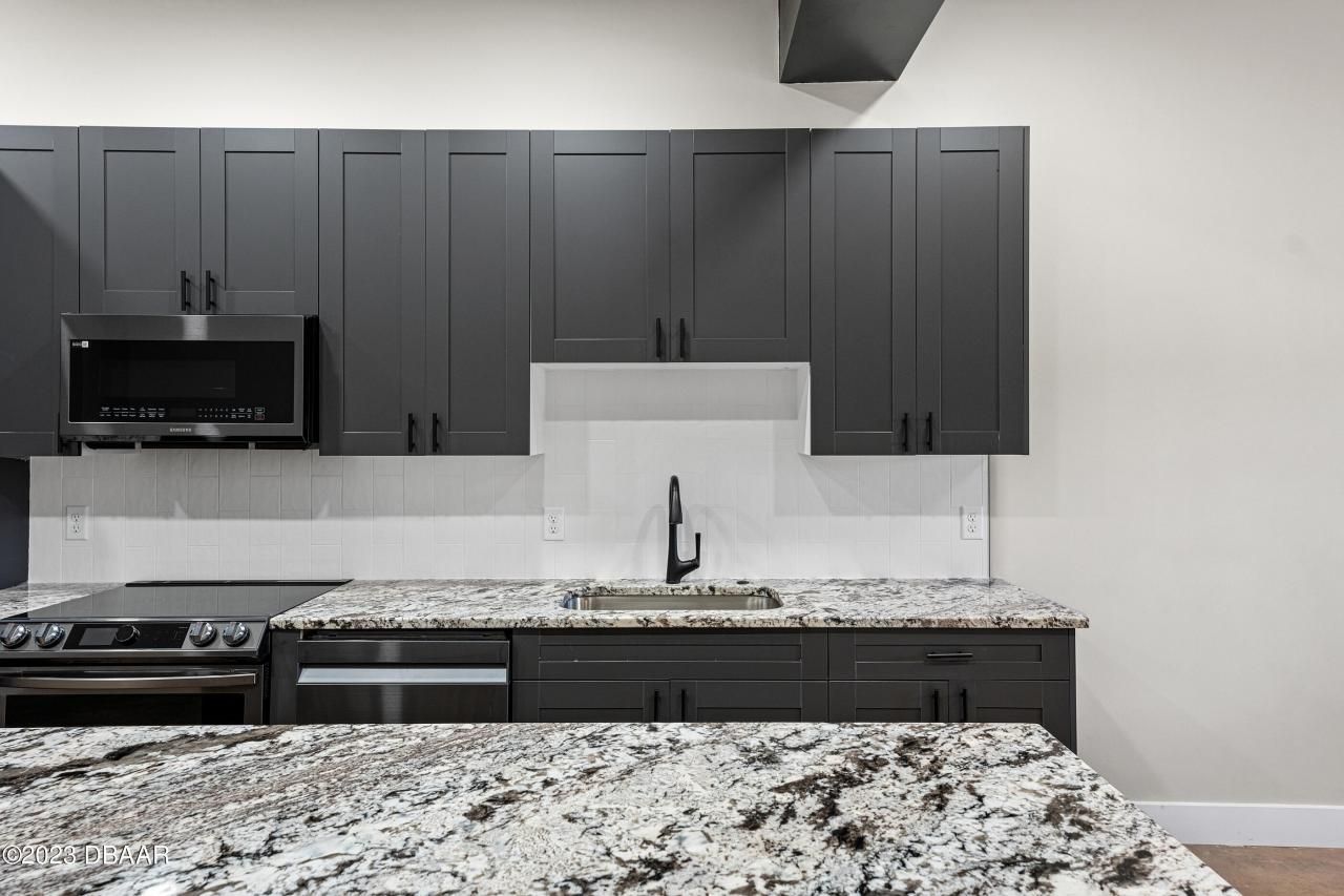 337 Rutledge Avenue, South Daytona, FL 32119 Photo