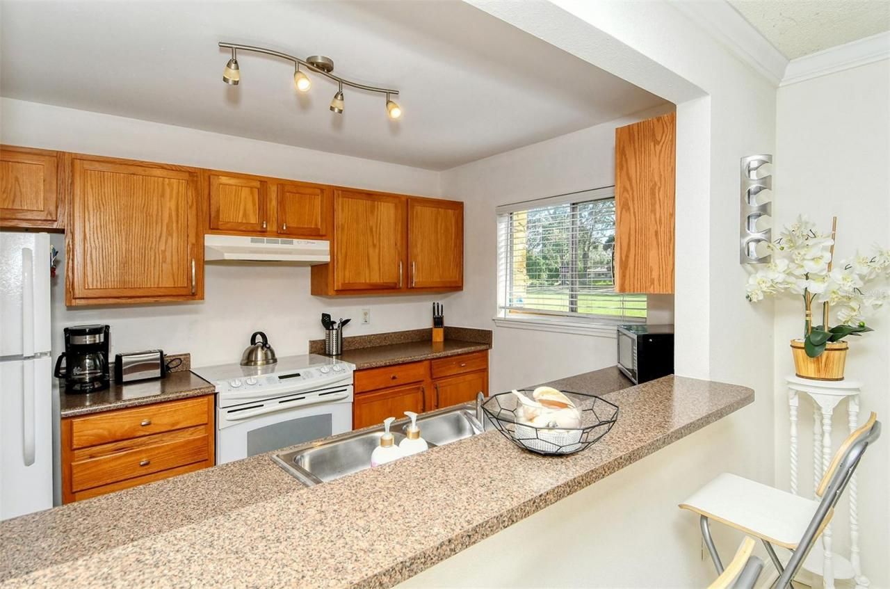 1877 Toucan Way, Unit 400, Sarasota, FL 34232 Photo