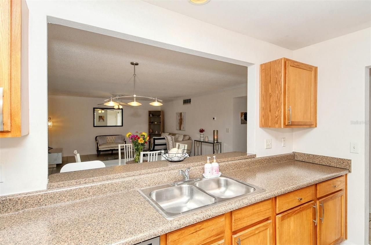 1877 Toucan Way, Unit 400, Sarasota, FL 34232 Photo
