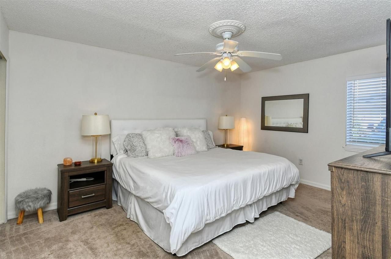 1877 Toucan Way, Unit 400, Sarasota, FL 34232 Photo