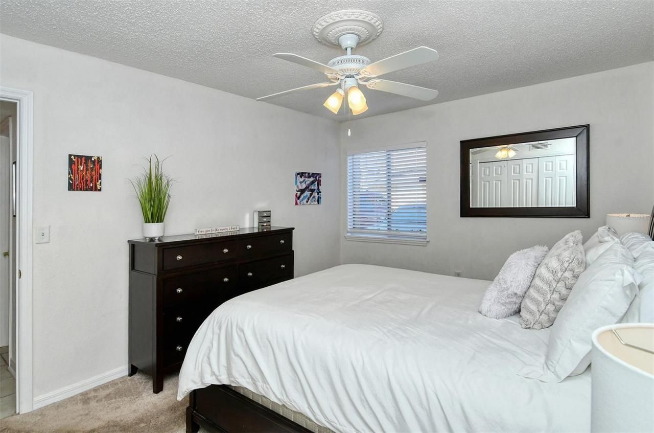 1877 Toucan Way, Unit 400, Sarasota, FL 34232 Photo