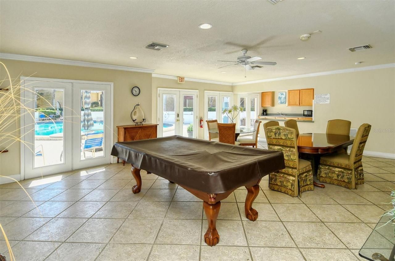 1877 Toucan Way, Unit 400, Sarasota, FL 34232 Photo