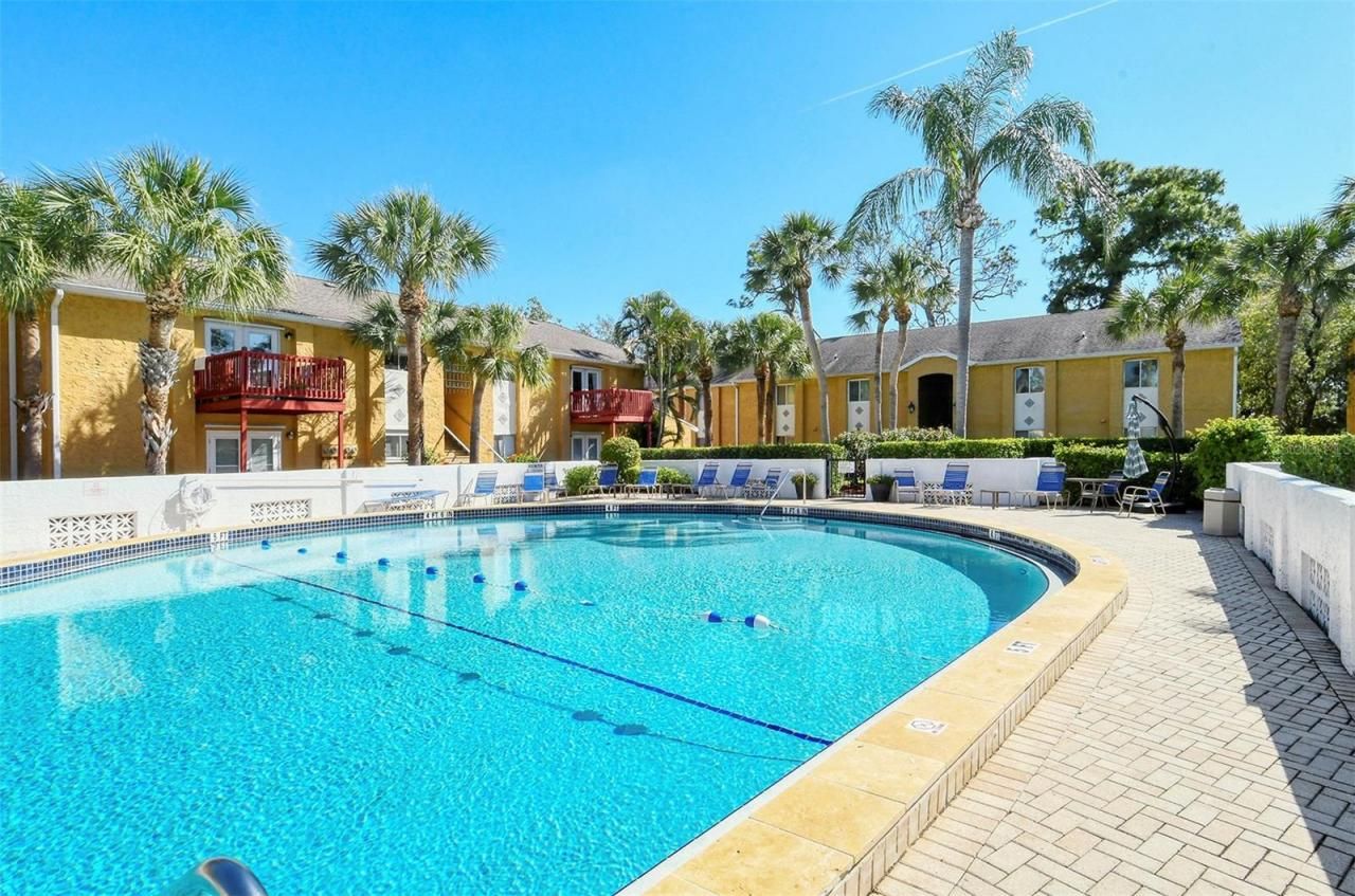 1877 Toucan Way, Unit 400, Sarasota, FL 34232 Photo