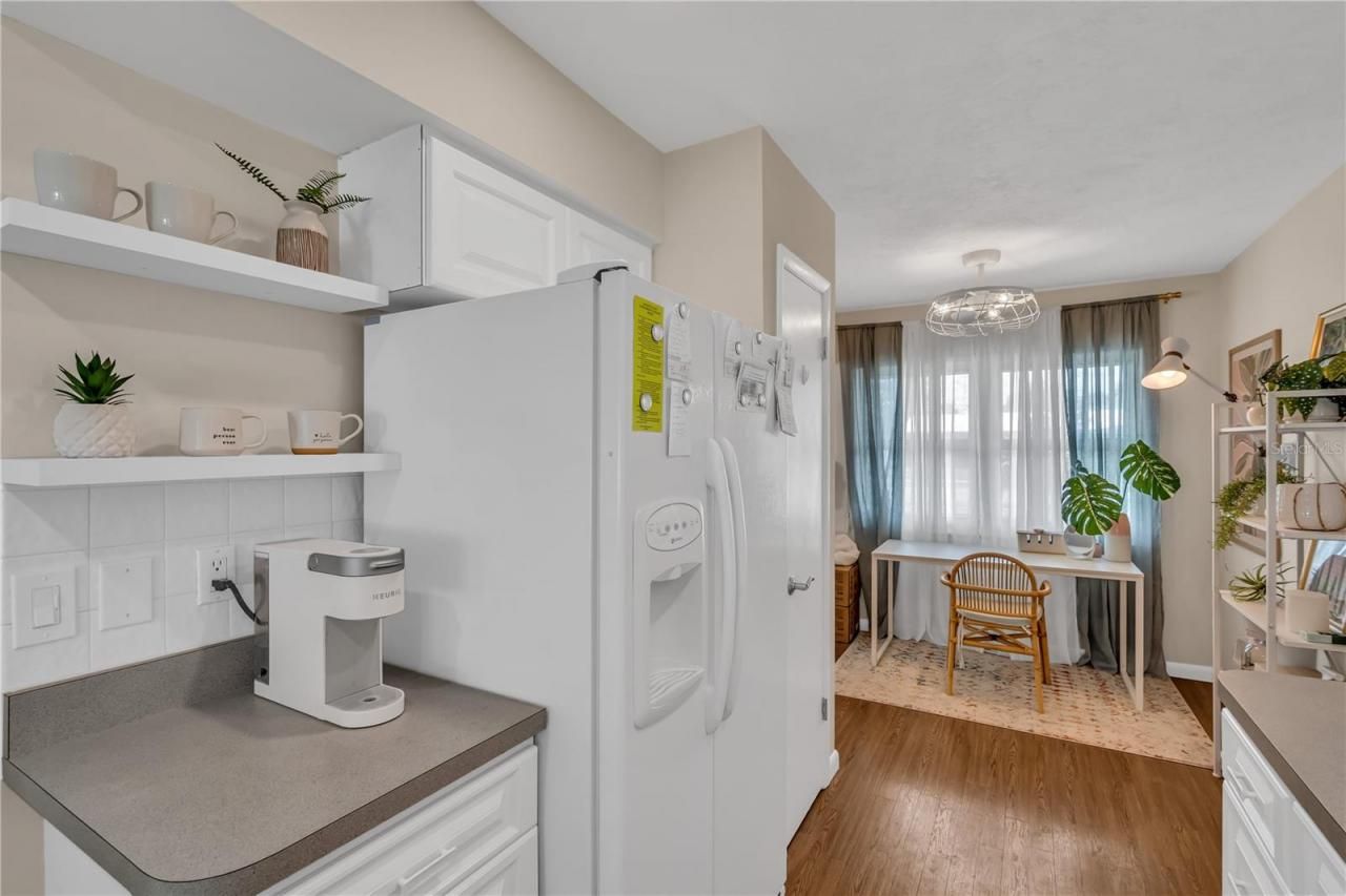 2449 Breakwater Circle, Sarasota, FL 34231 Photo