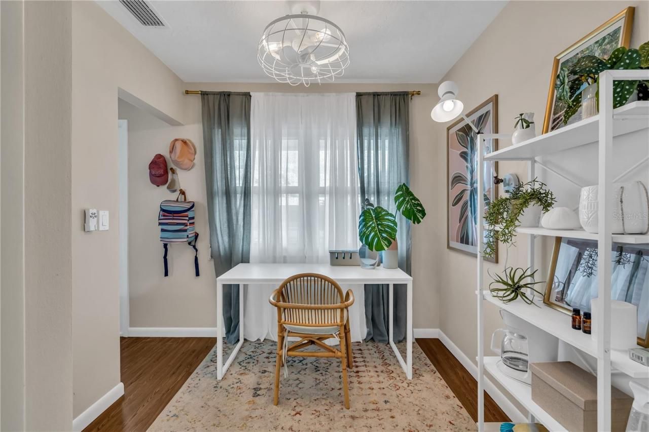 2449 Breakwater Circle, Sarasota, FL 34231 Photo
