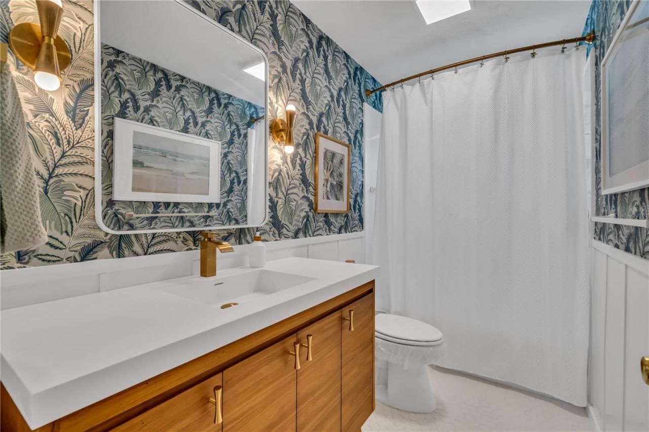 2449 Breakwater Circle, Sarasota, FL 34231 Photo