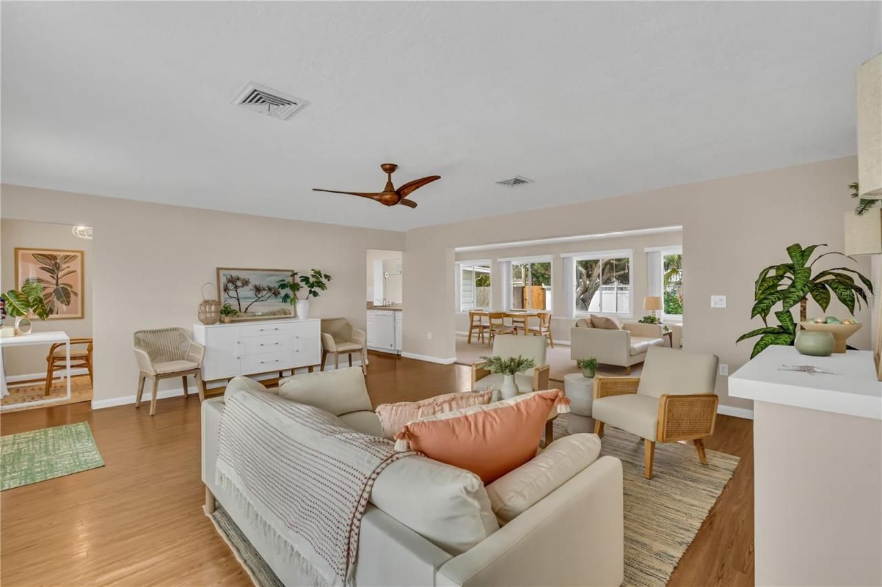 2449 Breakwater Circle, Sarasota, FL 34231 Photo