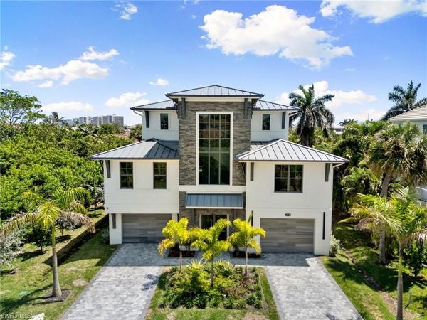 375 Periwinkle CT, MARCO ISLAND, FL 34145