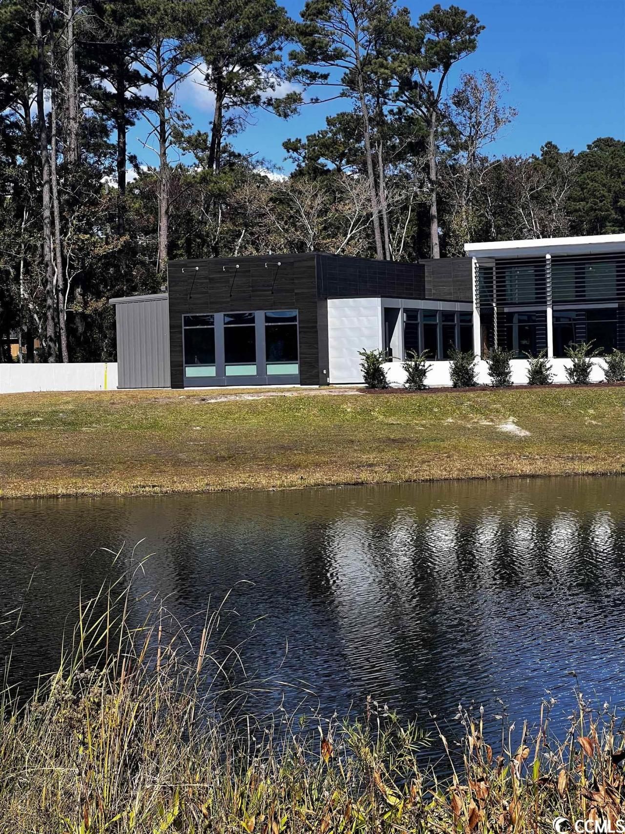 900 S Hwy 17 S Photo 16