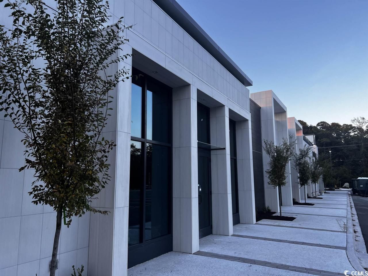 900 S Hwy 17 S Photo 4