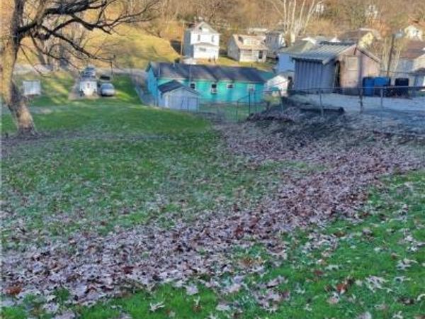 944 27th Street, Huntington, WV 25705