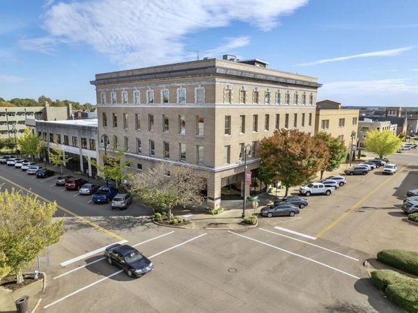 118 N CHURCH ST, Jackson, TN 38301