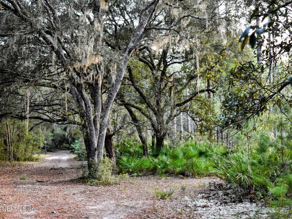 249 SIMPSON Drive, Interlachen, FL 32148