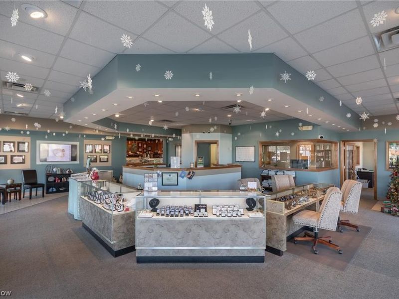 26000 Chardon Road, Richmond Heights, OH 44143 Photo 10