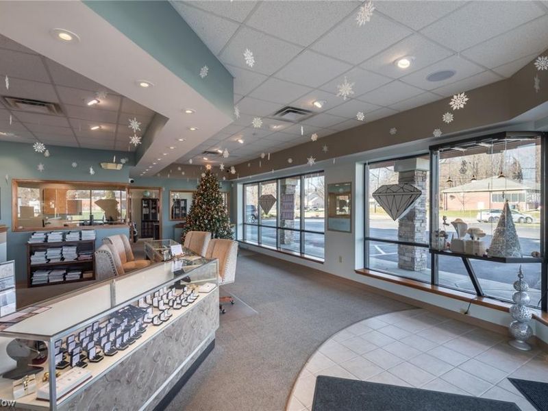 26000 Chardon Road, Richmond Heights, OH 44143 Photo 11