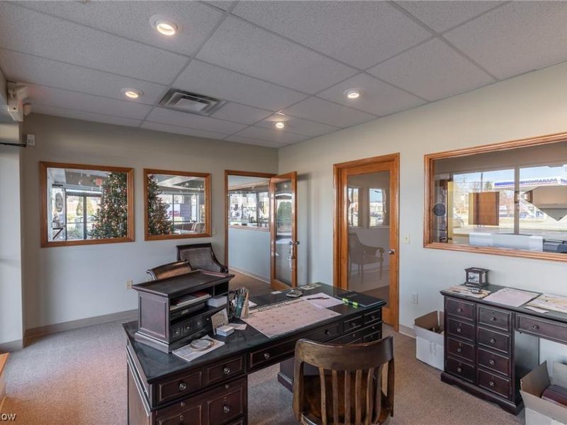 26000 Chardon Road, Richmond Heights, OH 44143 Photo 12