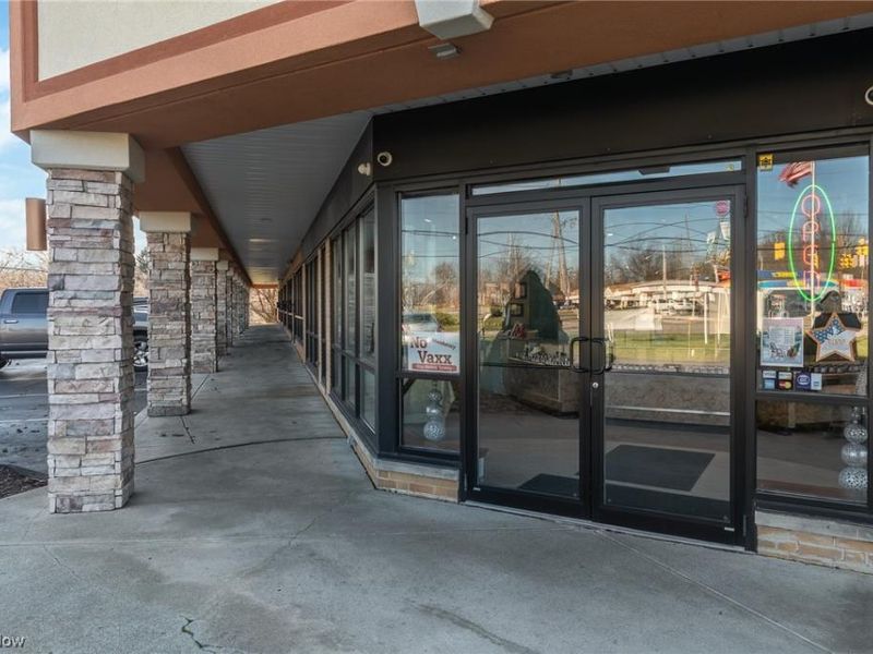 26000 Chardon Road, Richmond Heights, OH 44143 Photo 2