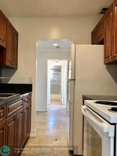 2008 Jackson Street, Unit D5, Hollywood, FL 33020 Photo