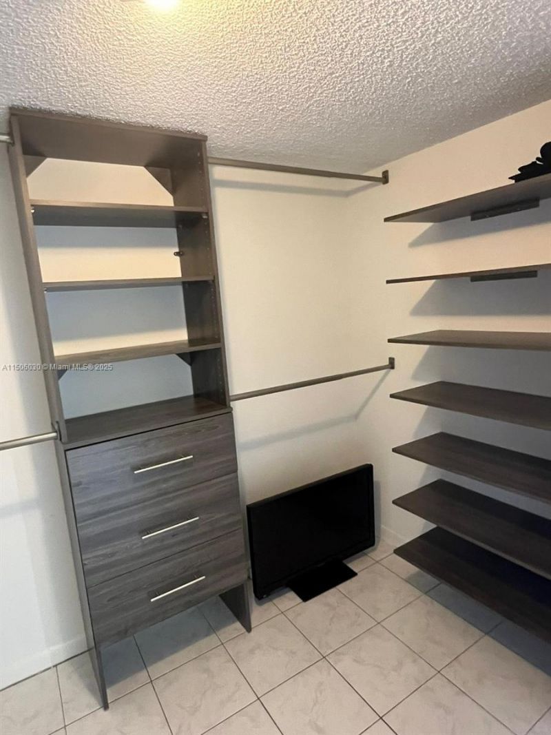 290 174th St, Unit 702, Sunny Isles Beach, FL 33160 Photo