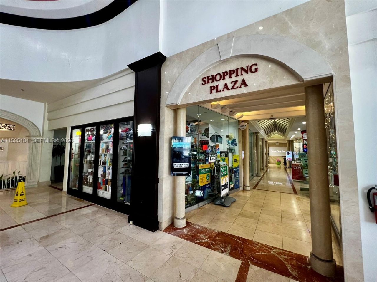 19201 Collins Av, Unit 432, Sunny Isles Beach, FL 33160 Photo