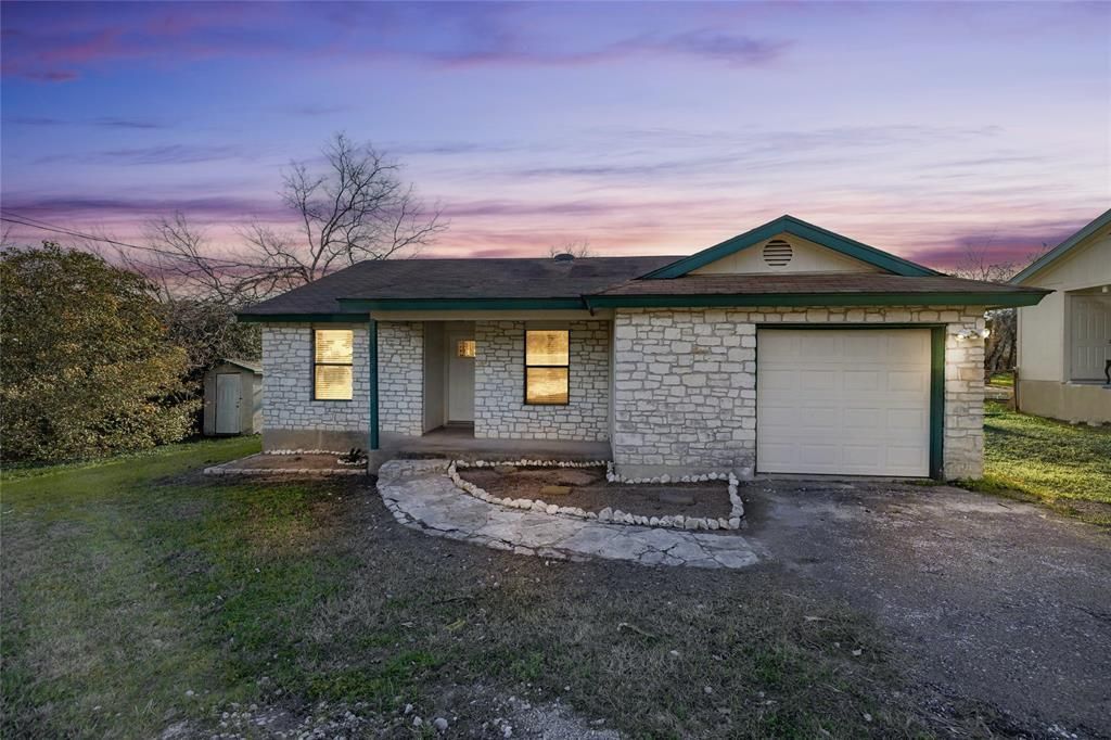 18507 Lake Terrace Dr, Jonestown, TX 78645 Main Photo