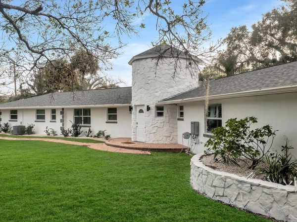 3781 S 25th Street, Fort Pierce, FL 34981