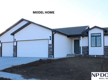 6401 N 13th Court, Lincoln, NE 68521