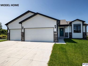 6401 N 13th Court, Lincoln, NE 68521