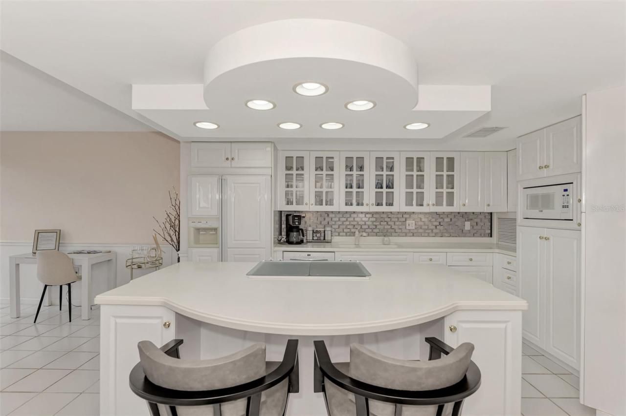 4900 Ocean Boulevard, Unit 501, Sarasota, FL 34242 Photo