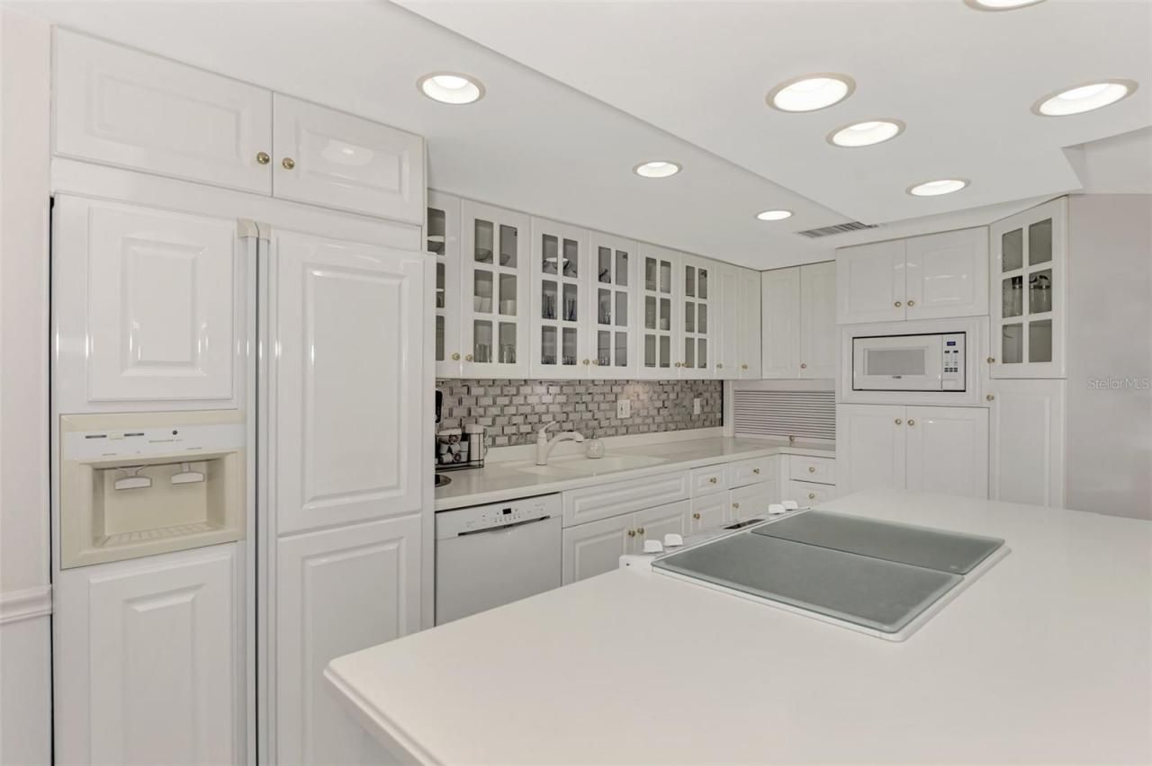 4900 Ocean Boulevard, Unit 501, Sarasota, FL 34242 Photo