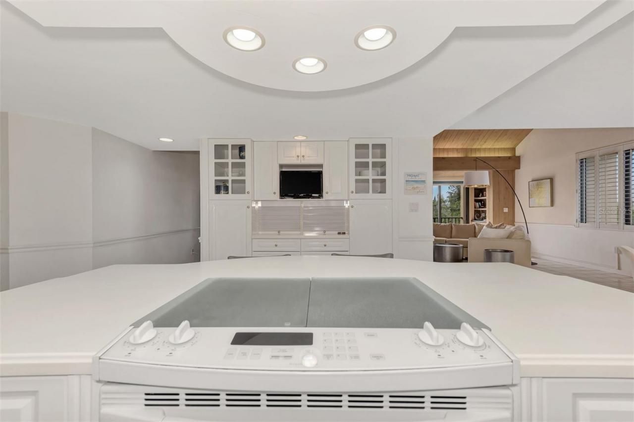 4900 Ocean Boulevard, Unit 501, Sarasota, FL 34242 Photo