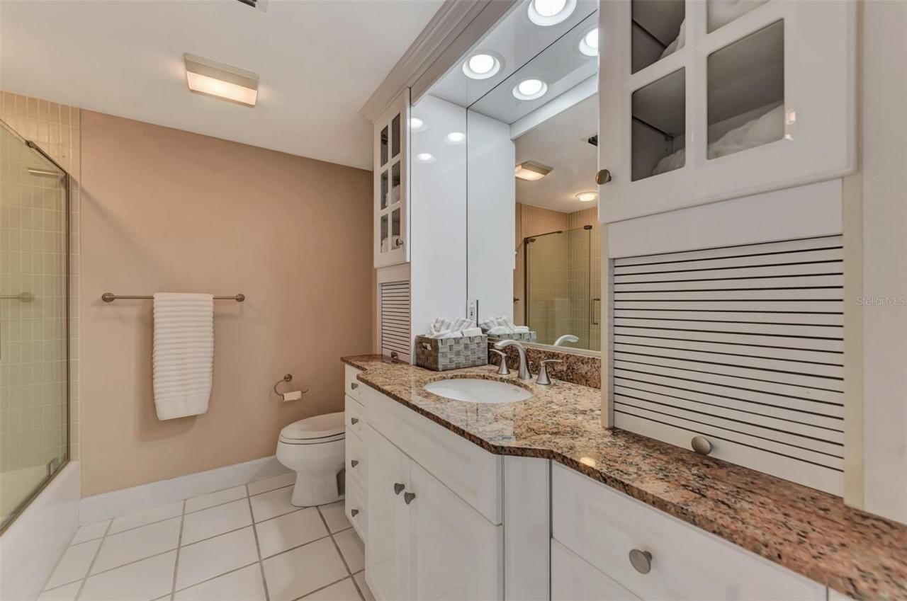 4900 Ocean Boulevard, Unit 501, Sarasota, FL 34242 Photo