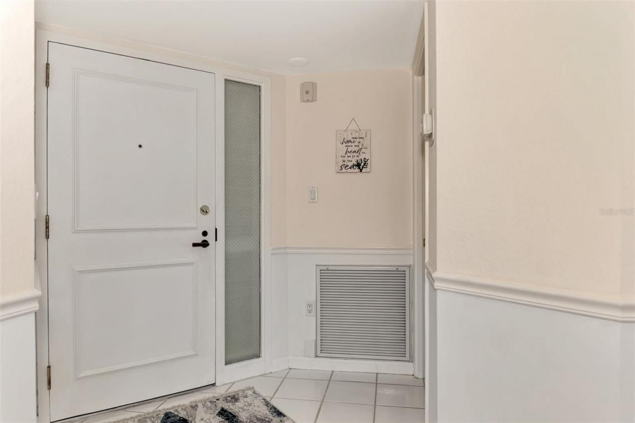 4900 Ocean Boulevard, Unit 501, Sarasota, FL 34242 Photo