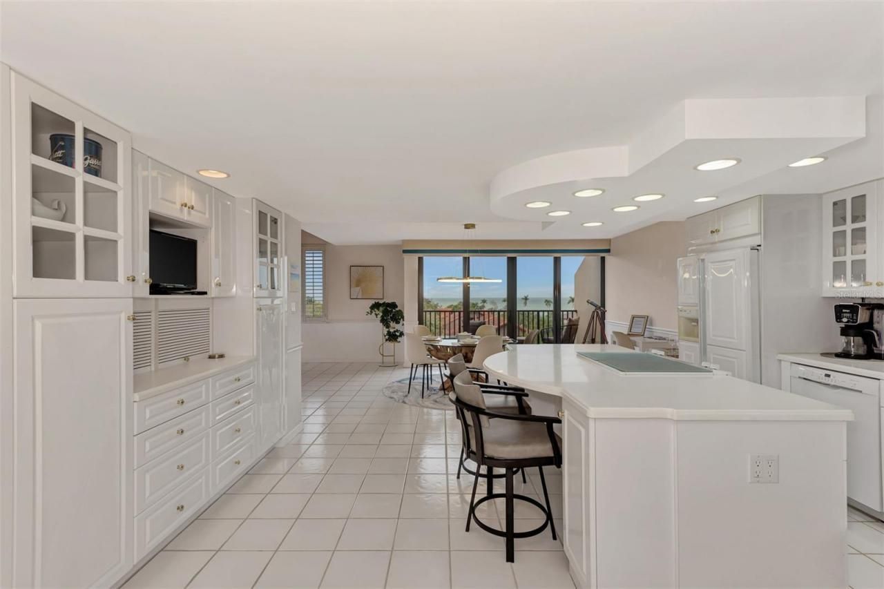 4900 Ocean Boulevard, Unit 501, Sarasota, FL 34242 Photo