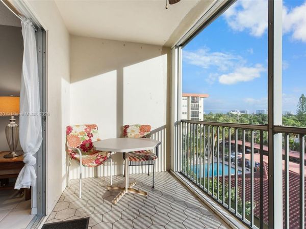 2350 NE 14th St Cswy, Unit 505, Pompano Beach, FL 33062