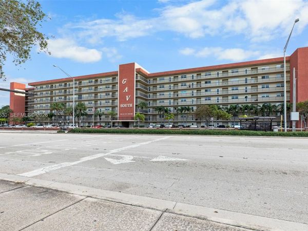 2350 NE 14th St Cswy, Unit 505, Pompano Beach, FL 33062
